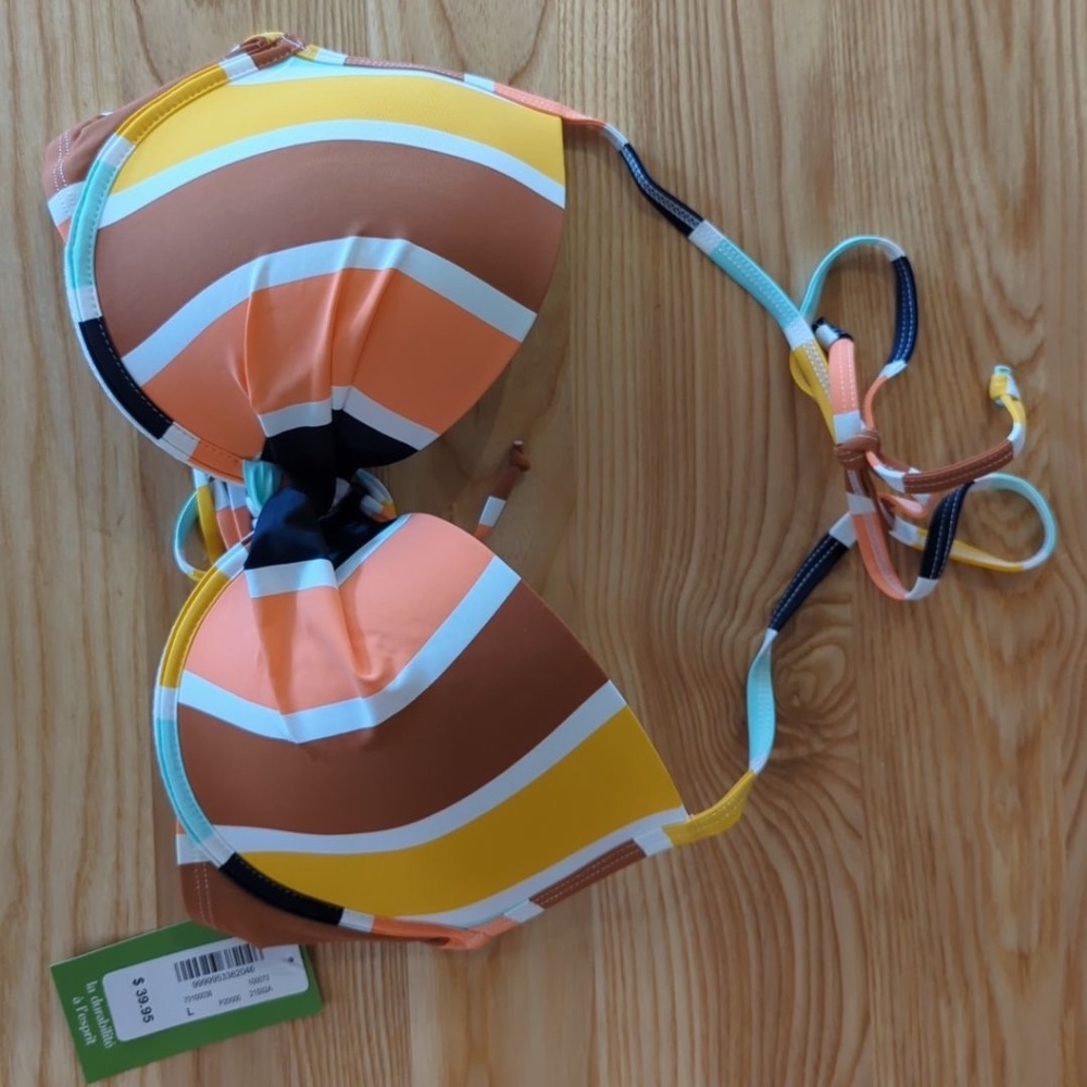 (2/30$) La Vie En Rose New Swimsuit top to mix and match